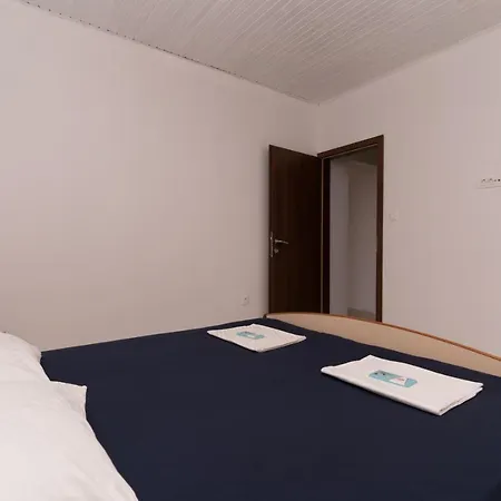 Sea View Pink Apartament Cavtat